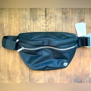 Lululemon City Adventurer Belt Bag- Black NWT